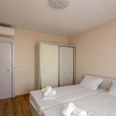 Saint Constantine And Helena Holiday Apartments Apartment *