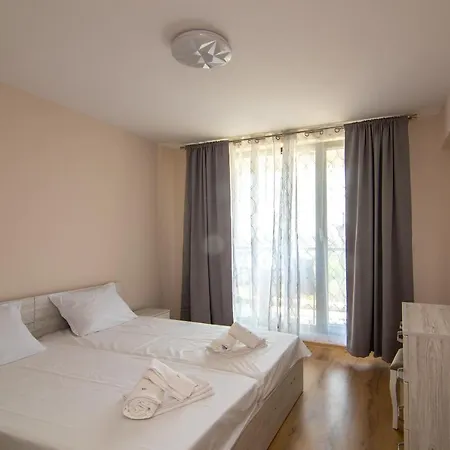 Apartment Saint Constantine And Helena Holiday Apartments