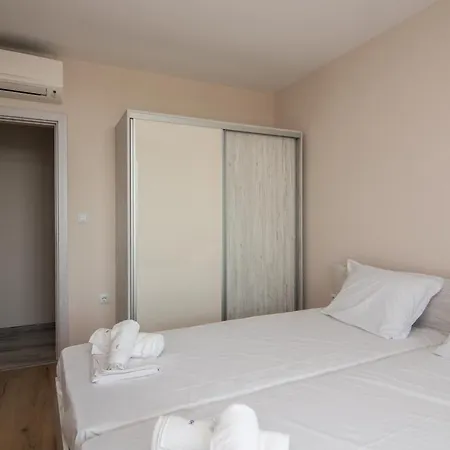 Apartment Saint Constantine And Helena Holiday Apartments Varna